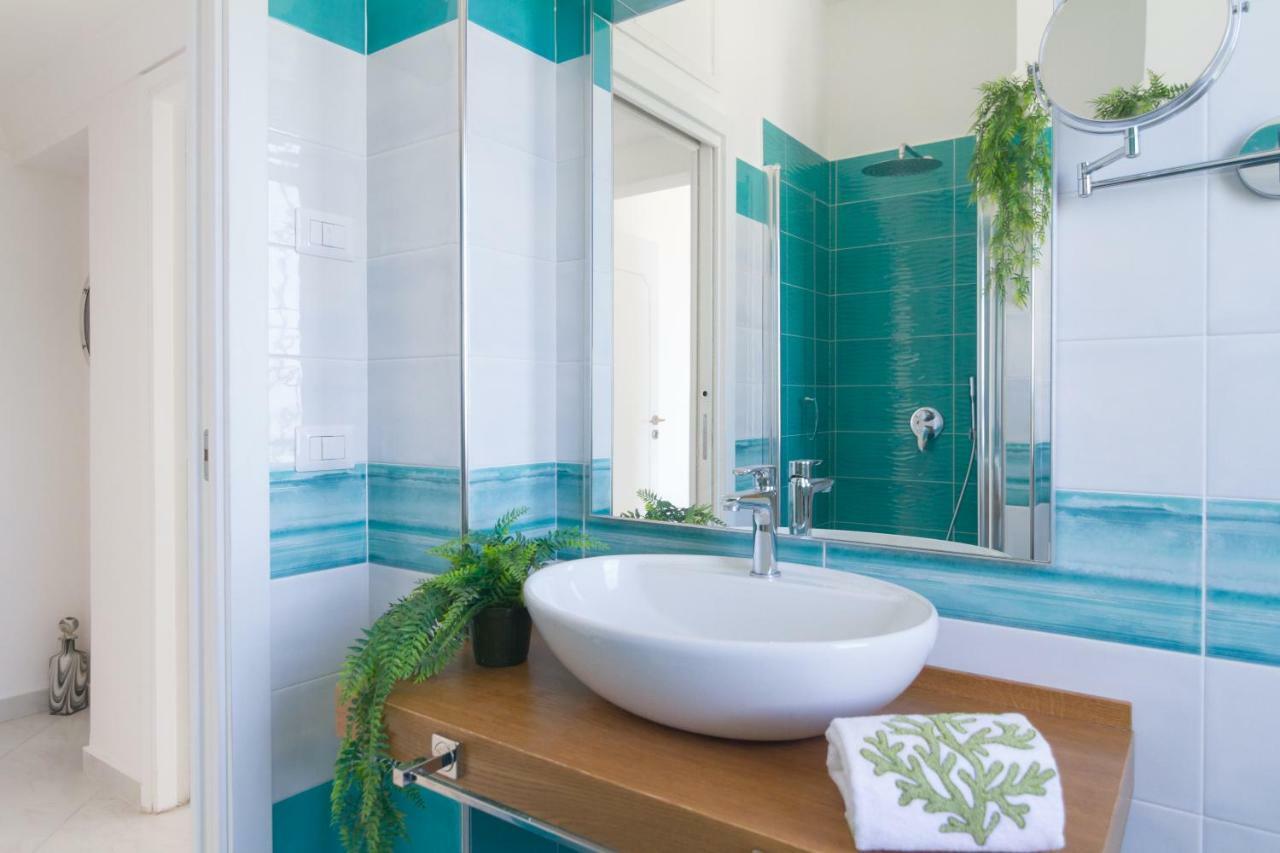 Aquamarine Relaxing Capri Suites Exterior foto