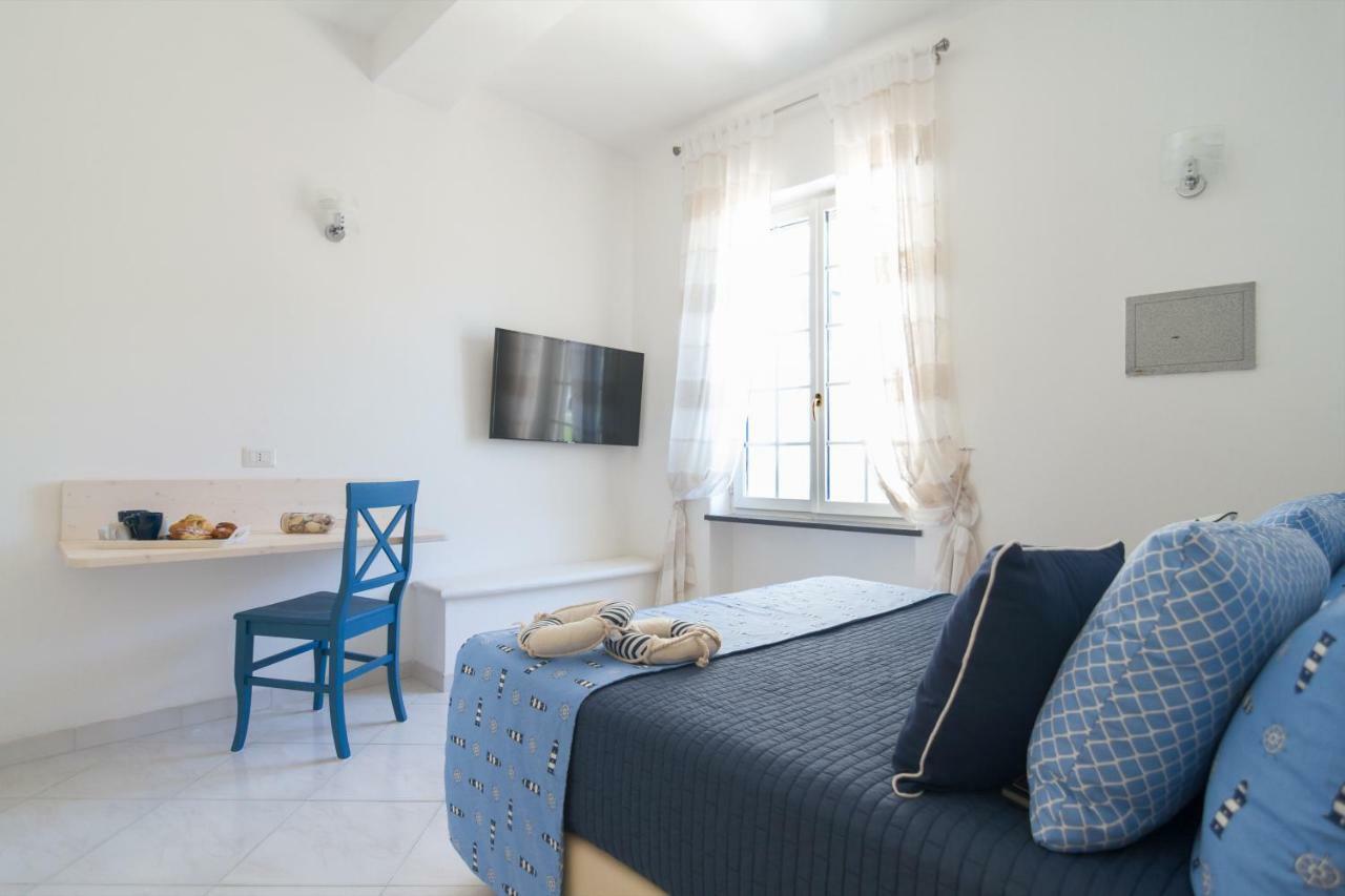 Aquamarine Relaxing Capri Suites Exterior foto
